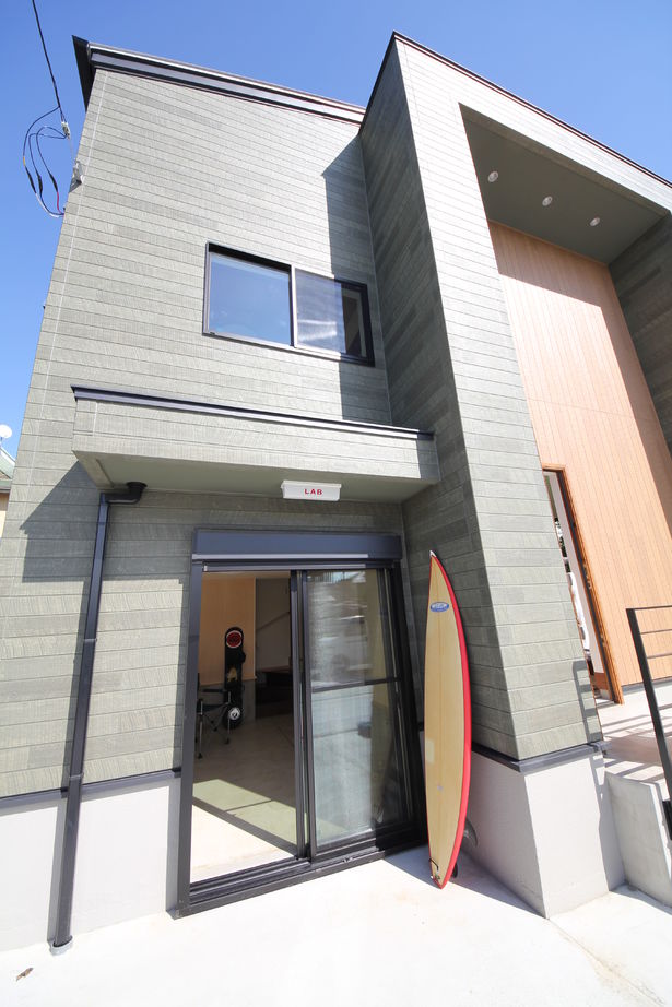 Archi Factory　HIMAWARI　アーキ・ファクトリー・ヒマワリ バイクガレージにBBQスペース　多趣味な施主がこだわりぬいた住まい【間取り図あり/本体価格2500万円】の建築実例画像4