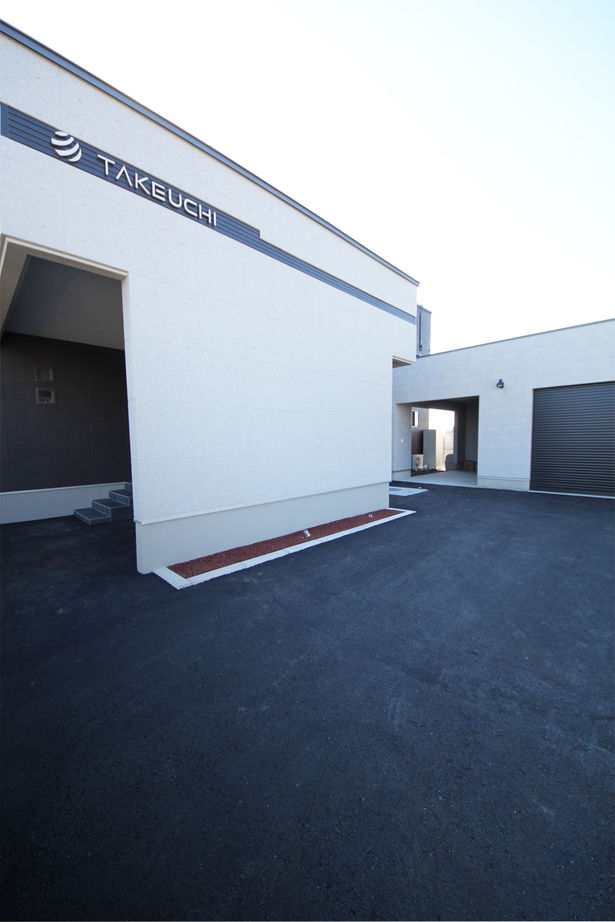 Archi Factory　HIMAWARI　アーキ・ファクトリー・ヒマワリ デザイン・インテリア・ガレージと、全てにおいて「ハイグレード住宅」を再現した住まいの建築実例画像3