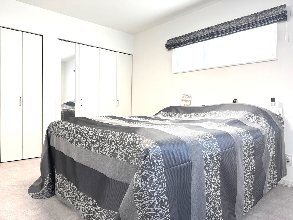 クレスト・ホーム 【平屋/トリプル断熱工法/免震装置】諦め切れなかった夢が実現！キッチンが主役のホテルライクな平屋の建築実例画像7