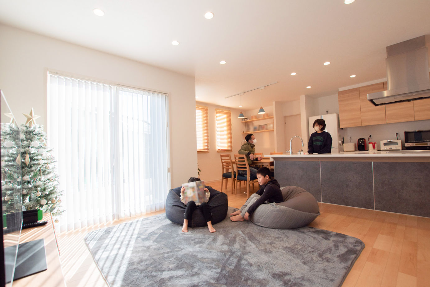 タカシン・ホーム 【間取り図有×回遊動線／1800万円台／4LDK】回遊動線で叶える家事ラクでコミュニケーションのとりやすい家の建築実例画像2