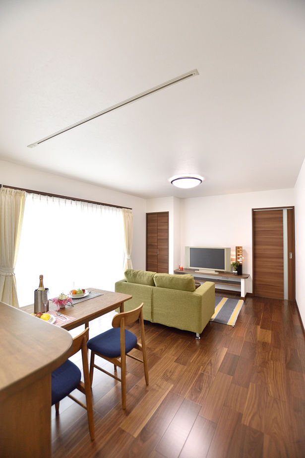 タカシン・ホーム 【ビルトインガレージ×趣味を楽しむ】ガレージライフを楽しむ！ビルトインガレージのある家の建築実例画像2