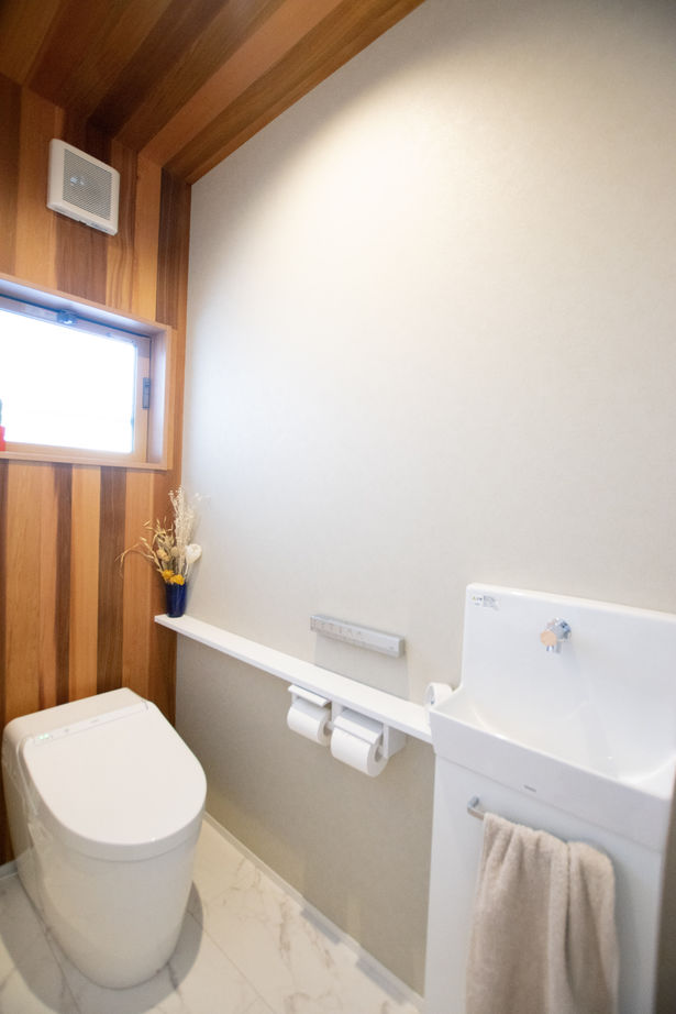 タカシン・ホーム 【2000万円台／敷地50坪超！／ウッドデッキ×庭】プールで遊べる！デッキと庭のある家の建築実例画像5