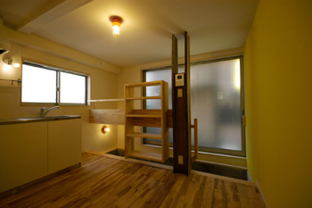 ジブログデザイン 都心に建てた木がいっぱいの「賃貸併用住宅（3階建て＋地下室）」の建築実例画像6