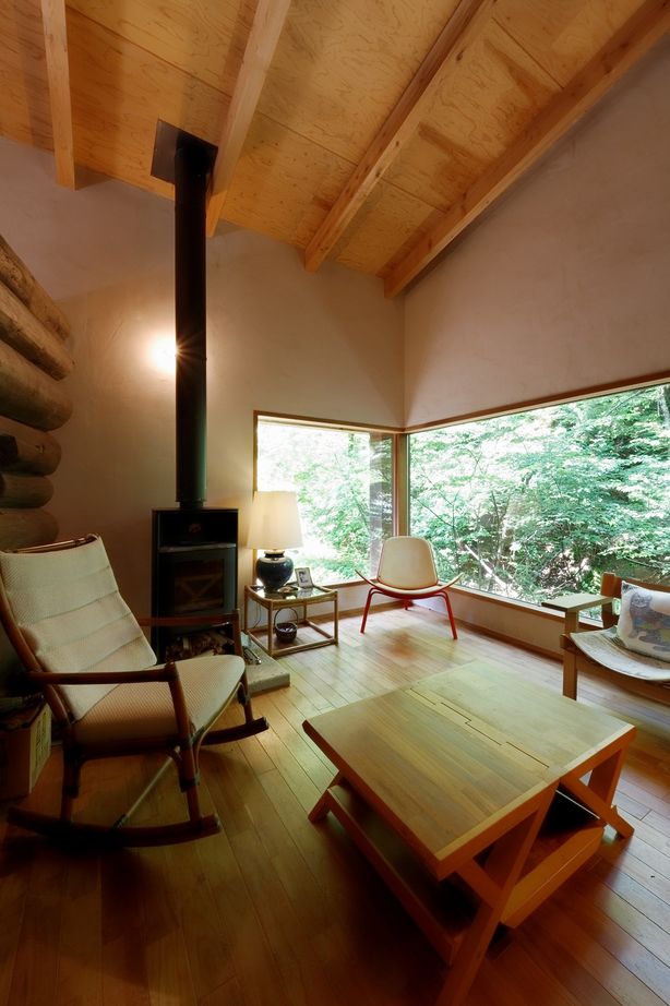 ジブログデザイン 【本体価格2320万円/約29坪】【平屋×ログハウス】絵画のような借景を楽しむ　心地よい元気になれる平屋のログハウスの建築実例画像8