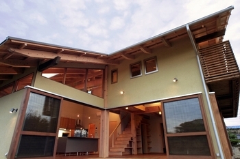 ジブログデザイン 自然な風の流れを汲み入れた「夏に涼しい家」の建築実例画像3