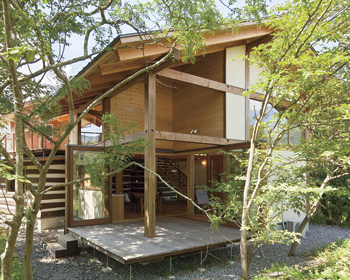 ジブログデザイン 木組みのダイナミックさに思わず見とれてしまう。開放感溢れる家の建築実例画像2