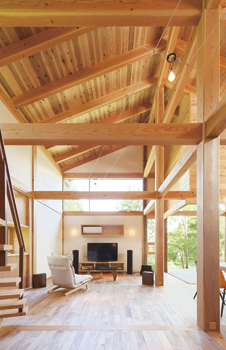 ジブログデザイン 木組みのダイナミックさに思わず見とれてしまう。開放感溢れる家の建築実例画像6