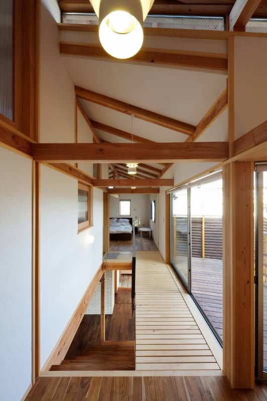 ジブログデザイン 「住む」よりも「楽しむ」落ち着いたインドアと開放的なアウトドアが融合。四季の風と暮らす家の建築実例画像6