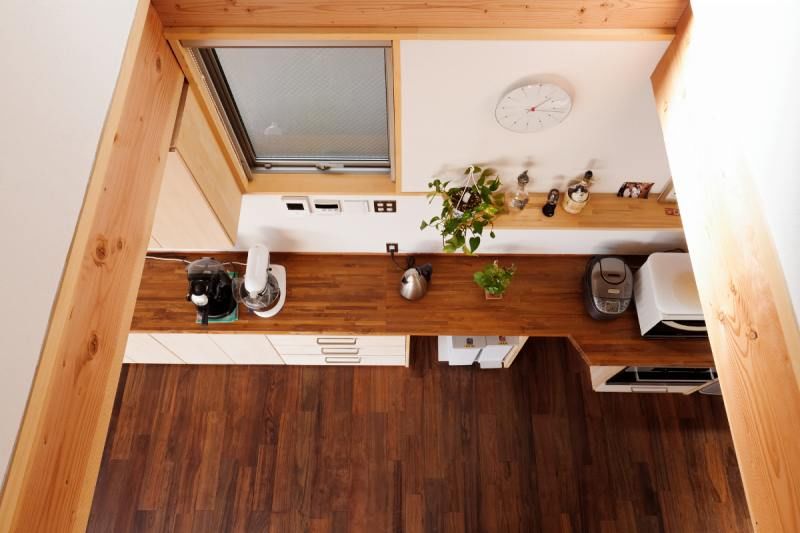 ジブログデザイン 「住む」よりも「楽しむ」落ち着いたインドアと開放的なアウトドアが融合。四季の風と暮らす家の建築実例画像7