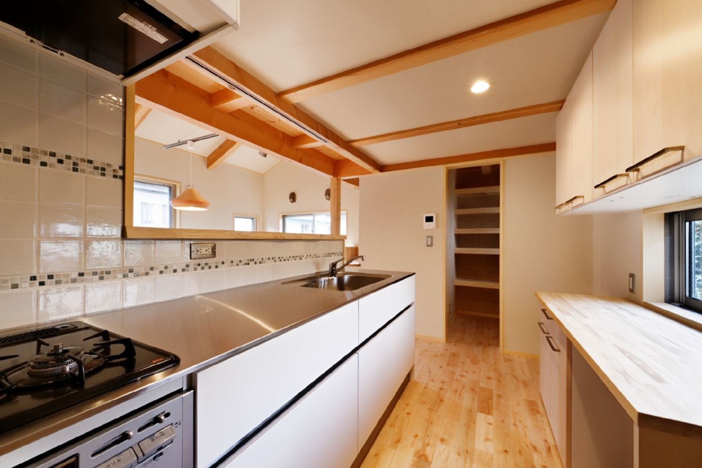 ジブログデザイン 開放感あふれる2階リビングに家族が集まる陽だまりの家の建築実例画像4