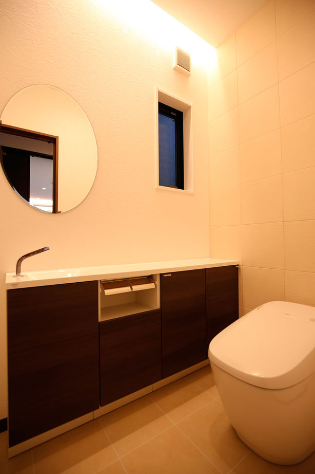 ヤマイチ住建 【東大阪市/3000万円台】天窓から光が注ぐ、アイランドキッチンのあるLDK。バルコニーでBBQも楽しめるの建築実例画像7