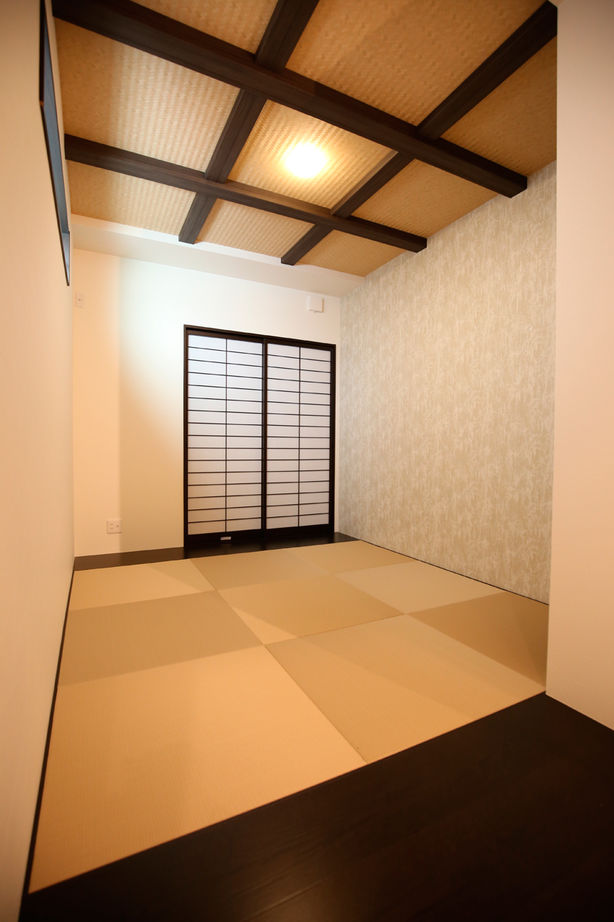 ヤマイチ住建 【大阪市/2000万円台】柔らかな光でデザインされたホテルライクなリビング。旗竿地の明るい住まいの建築実例画像5