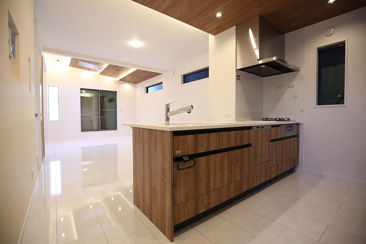 ヤマイチ住建 【大阪市/2000万円台/狭小/3階建て】トップライト付きの開放的な2階LDKでゆったりとくつろげる上質な邸宅の建築実例画像4