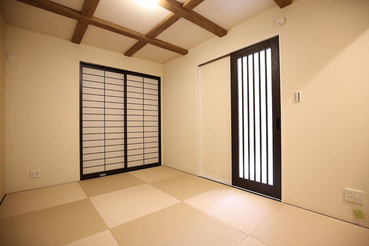 ヤマイチ住建 【大阪市/2000万円台/狭小/3階建て】木目調×間接照明でリラックスできる上質感漂う住まいの建築実例画像6