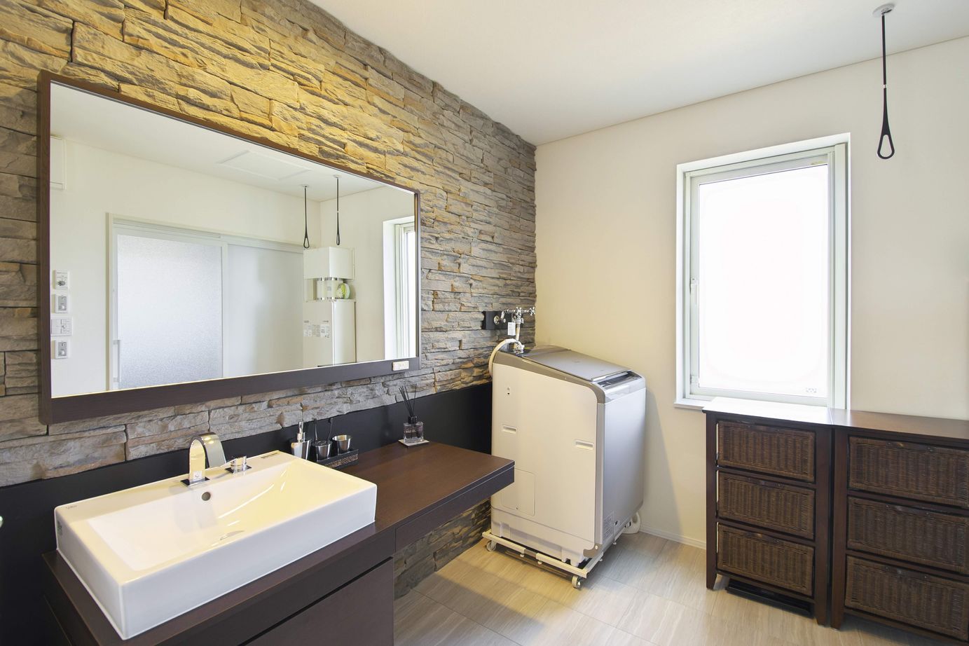 住研ハウス 【苫小牧市/3人家族(子ども1人)/3LDK間取図】LDK30畳でも年中家じゅう快適、高気密高断熱な平屋の家の建築実例画像6