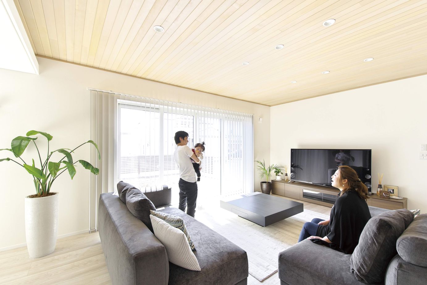 住研ハウス 【苫小牧市/3人家族(子ども1人)/3LDK間取図】LDK30畳でも年中家じゅう快適、高気密高断熱な平屋の家の建築実例画像8