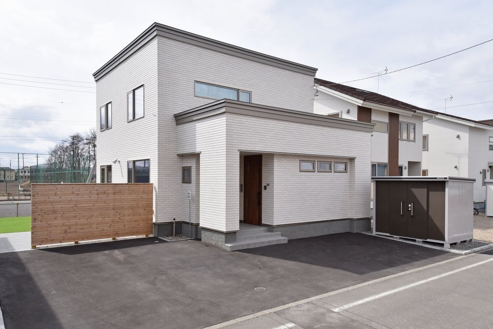 住研ハウス 【苫小牧市/3人家族/4LDK間取図】サーフボードをディスプレイできる玄関土間収納、ナチュラルテイストな家の建築実例画像9