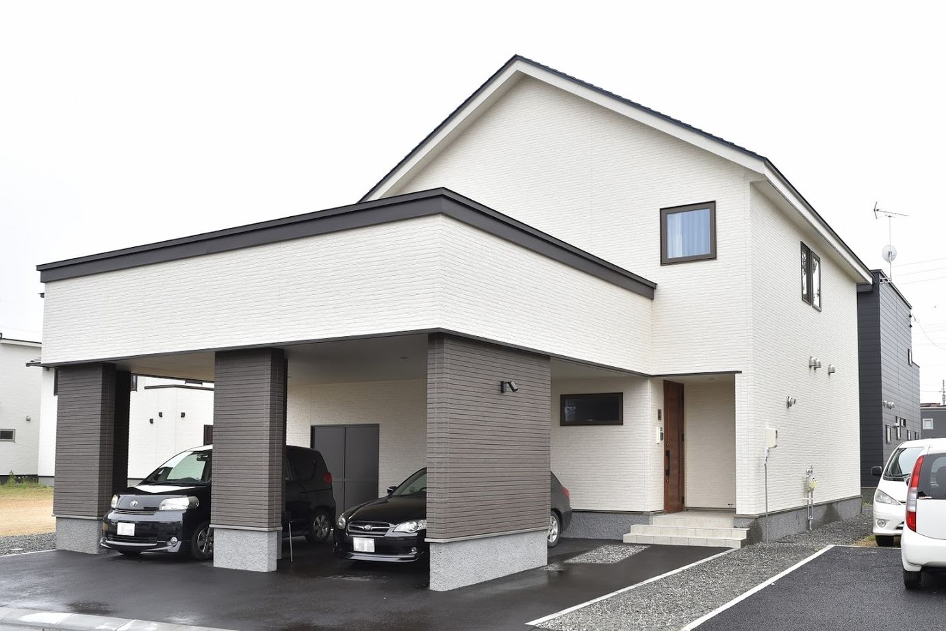 住研ハウス 【苫小牧市/30代夫婦＋ペット/3LDK間取図】組み込みガレージ(カーポート)と広々ピットリビングのある家の建築実例画像10