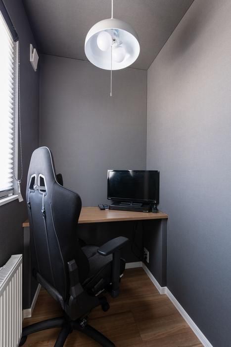 住研ハウス 【千歳市/4LDK間取図/書斎/和室】プライベートスペースの動線が配慮された、いつでも人が呼べる家の建築実例画像8