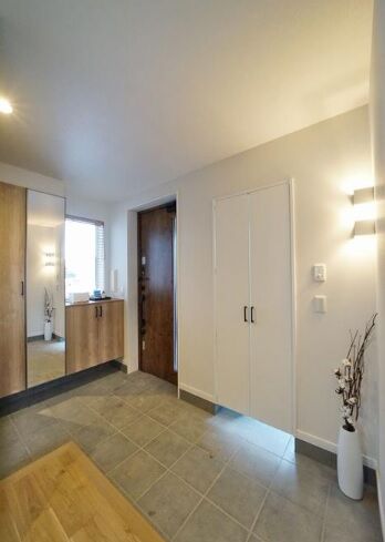 住研ハウス 【苫小牧市／4LDK+書斎／間取り図】内装・外壁材に木を使用した暖かみのある住まい、20代で建てた家の建築実例画像10