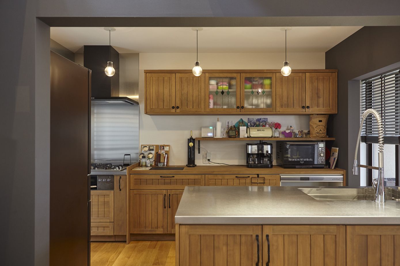 山根木材 異素材がセンスよく調和するスタイリッシュな木の家の建築実例画像3