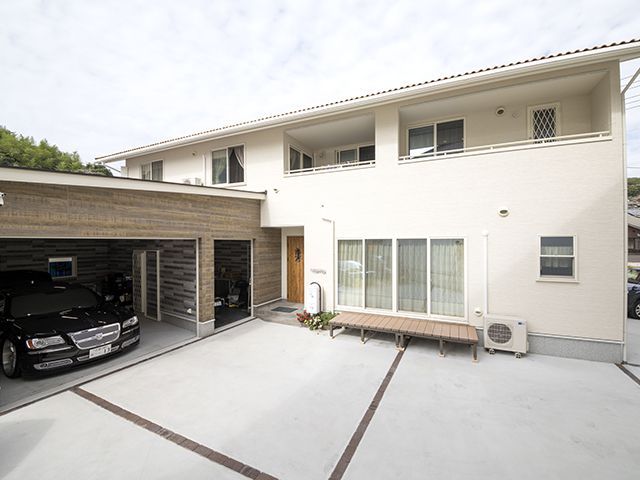 山根木材 【ビルトインガレージ/二世帯住宅/3,000万円台】ビルトインガレージにもこだわった快適な二世帯住宅の建築実例画像6