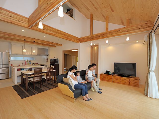 山根木材 【自然素材/木の家/2,000万円台】家族にやさしい自然素材の家の建築実例画像2