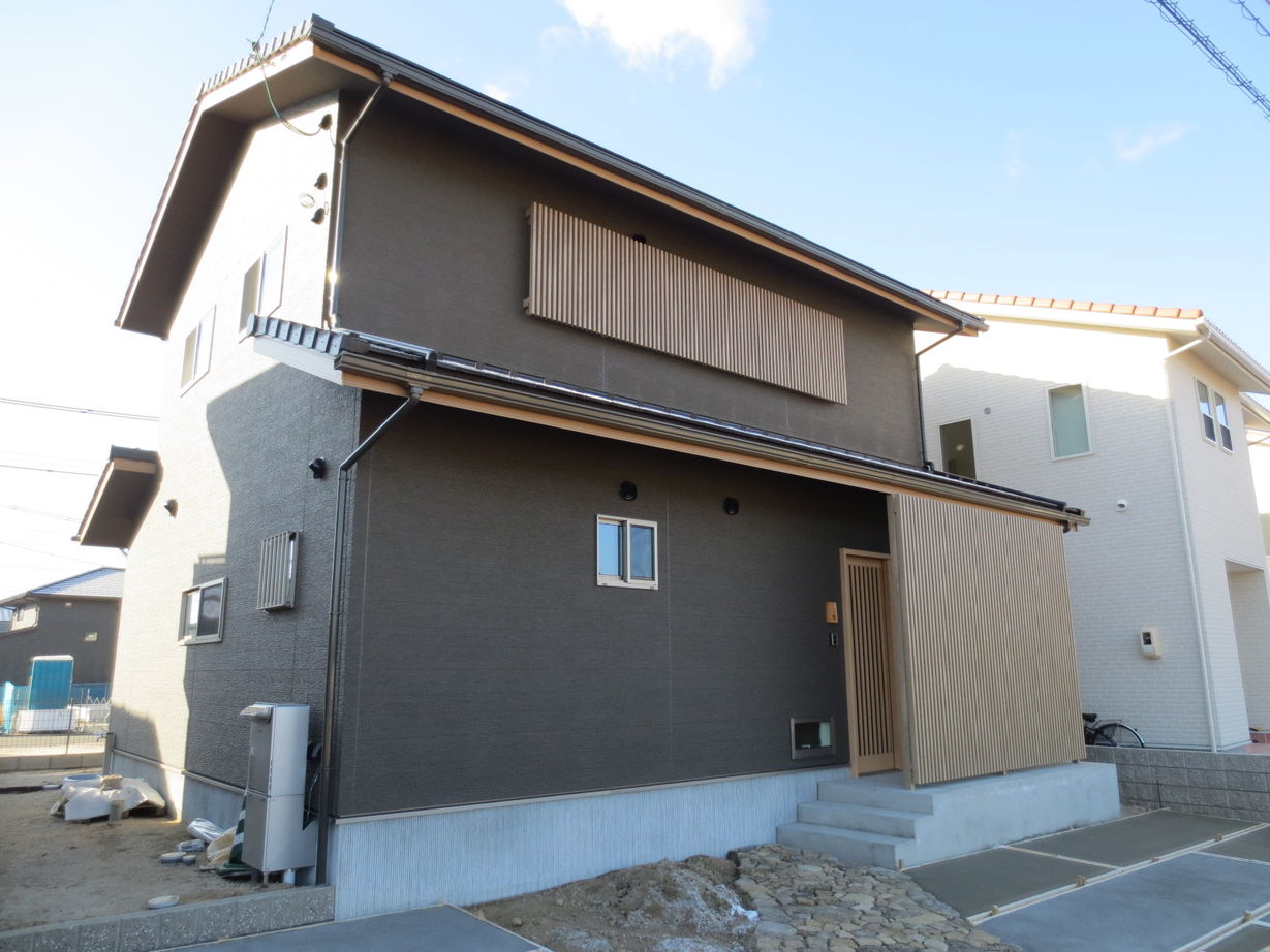 山根木材 日当たり抜群の縁側と俺のマンガスペースがある家の建築実例画像6