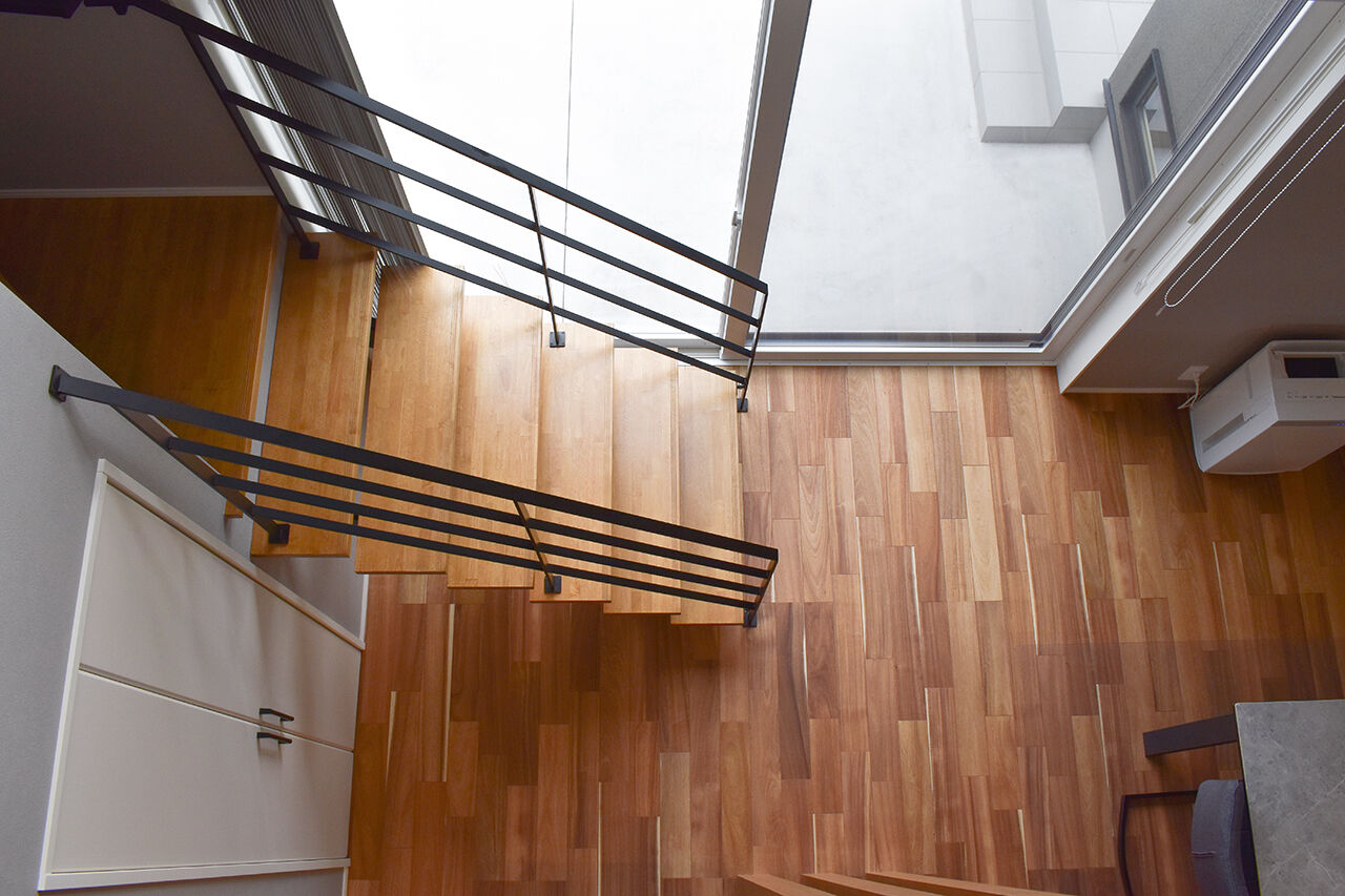 ワイケイホーム 【スキップフロア】和モダンの外観に包まれた、スタイリッシュな暮らし。遊び心のある空間演出にも注目の建築実例画像6