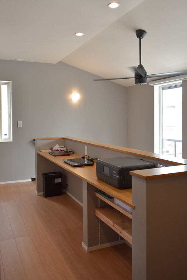 ワイケイホーム 【スキップフロア】和モダンの外観に包まれた、スタイリッシュな暮らし。遊び心のある空間演出にも注目の建築実例画像7