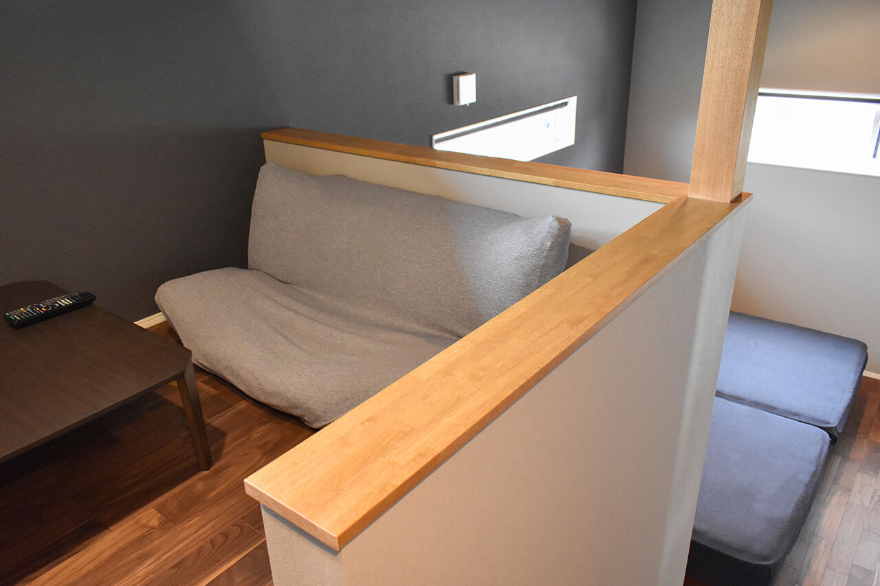 ワイケイホーム 【スキップフロア】和モダンの外観に包まれた、スタイリッシュな暮らし。遊び心のある空間演出にも注目の建築実例画像9