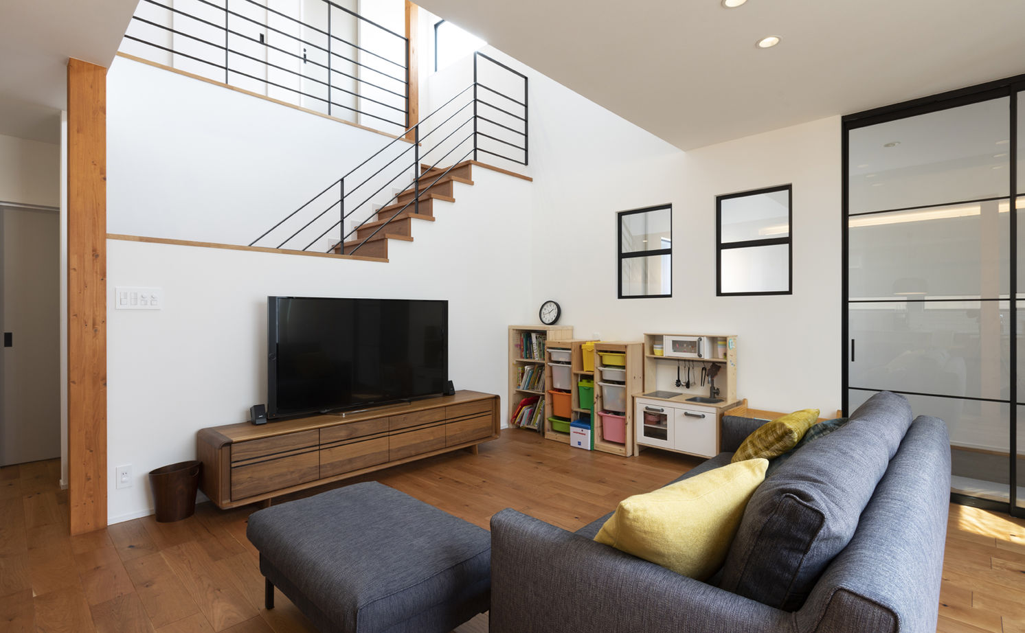 アートハウス 3000万円台×大津市|自然とのつながり、機能的な家事動線、共働き夫婦が建てた中庭のある家の建築実例画像6