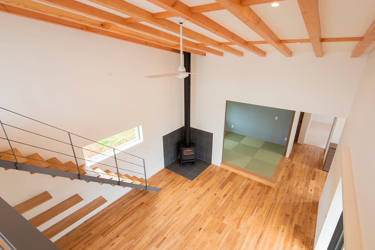 明和ホーム 【平屋風/約25坪/3LDK】吹抜けの大空間リビング＋ロフト。平屋のように暮らせるリゾートライクな2階建ての建築実例画像5