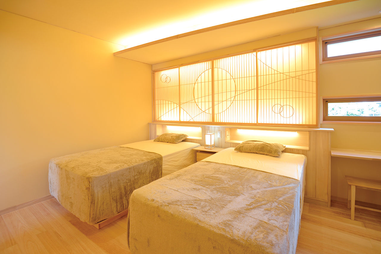 明和ホーム 【甲府市/3000万円台/38坪/ZEH＋R/間取り図あり】一体感と開放空間。のびやかに過ごす平屋風2階建ての家の建築実例画像6