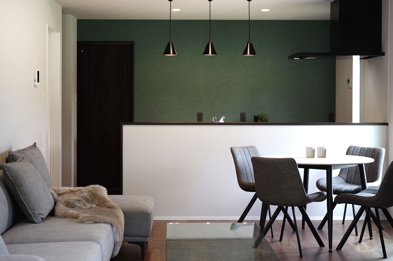 D-GRID HOUSING（ディーグリッドハウジング） 平屋/広い土間とデッキ。ペレットストーブと眺望をの建築実例画像2