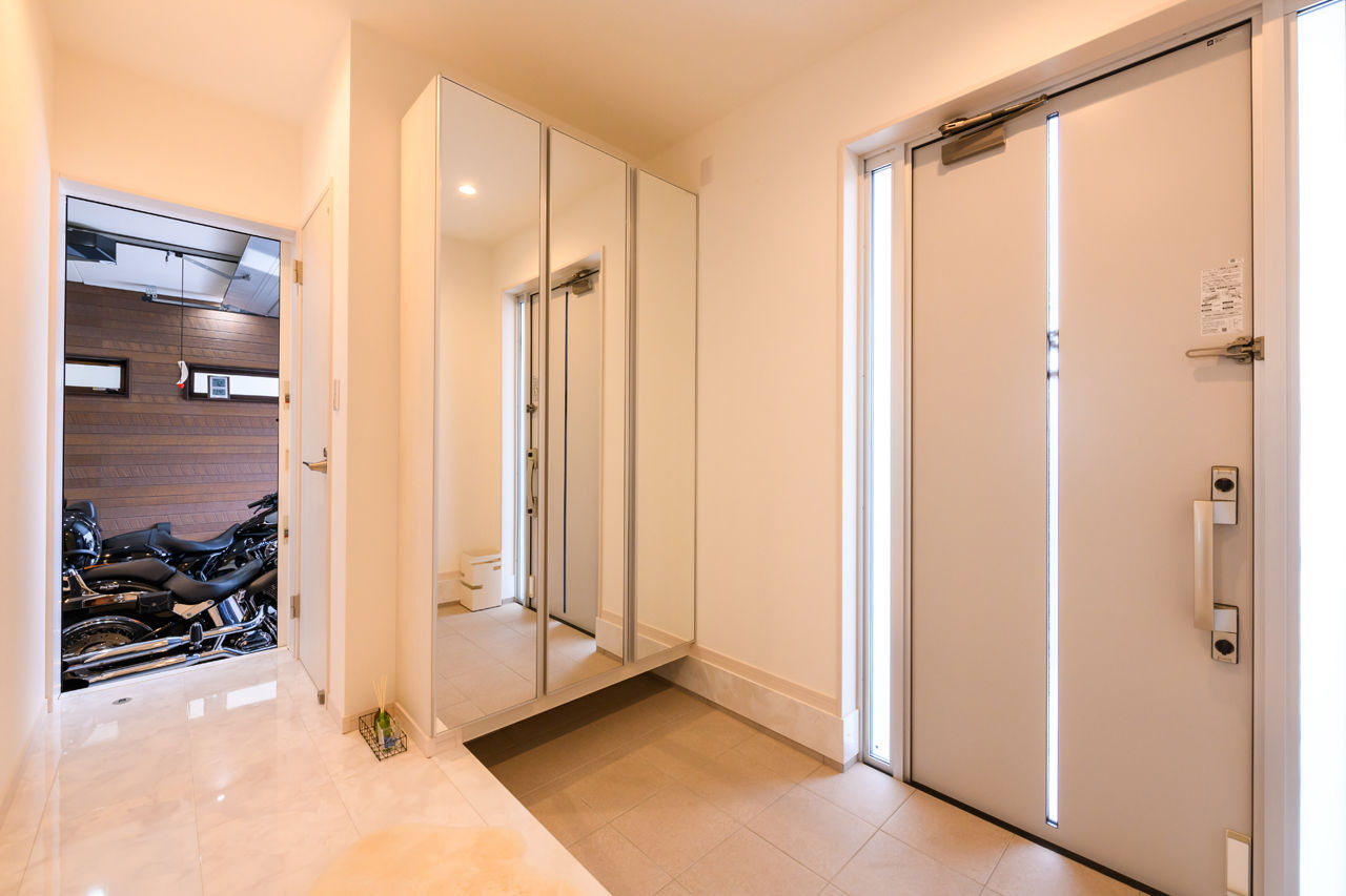 桧家住宅　(日本中央住販) 【大阪府/間取図/ビルトインガレージ/屋上庭園】愛車を眺め、趣味を楽しむ高品質な邸宅。の建築実例画像3