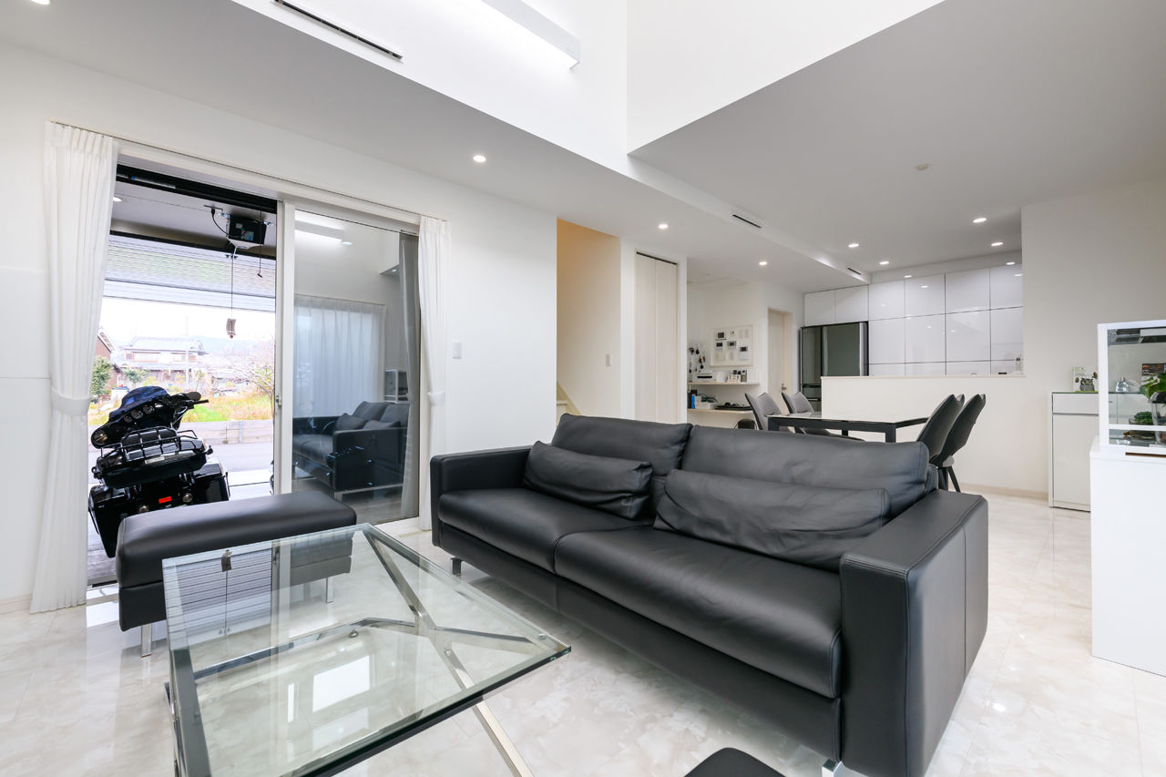 桧家住宅　(日本中央住販) 【大阪府/間取図/ビルトインガレージ/屋上庭園】愛車を眺め、趣味を楽しむ高品質な邸宅。の建築実例画像5