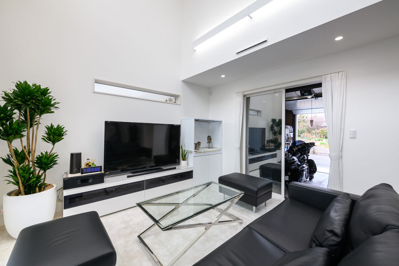 桧家住宅　(日本中央住販) 【大阪府/間取図/ビルトインガレージ/屋上庭園】愛車を眺め、趣味を楽しむ高品質な邸宅。の建築実例画像6