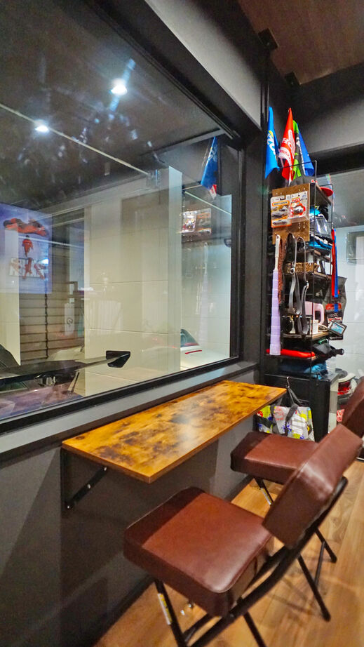 桧家住宅　(日本中央住販) 【京都府/ビルトインガレージ/2階リビング】愛車と共に暮らす家の建築実例画像2