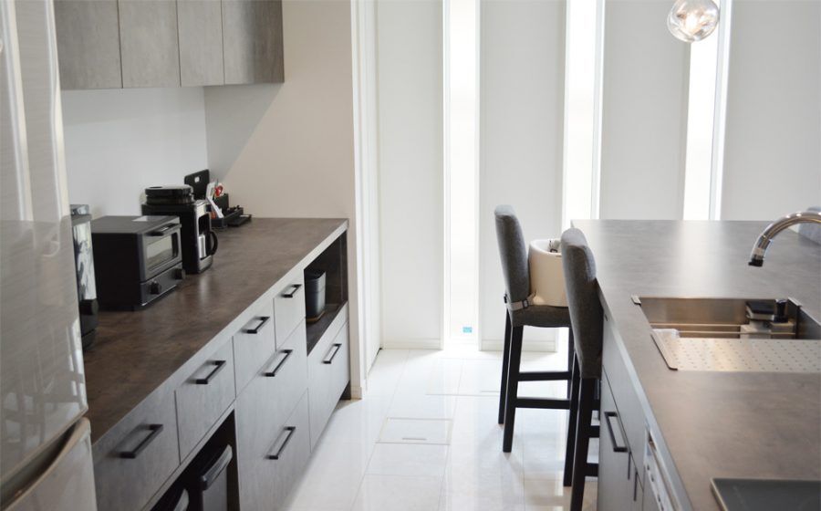 桧家住宅　(日本中央住販) 【吹き抜け/土間収納/ガレージ】心地よい空間を実現する、シンプルモダンでオシャレな暮らしの建築実例画像4