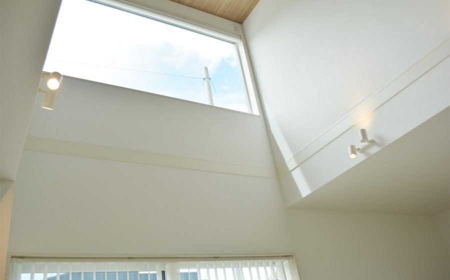 桧家住宅　(日本中央住販) 【吹き抜け/土間収納/屋上】自然光が心地よい開放的な空間。家族の健康を守る快適な暮らしの建築実例画像3