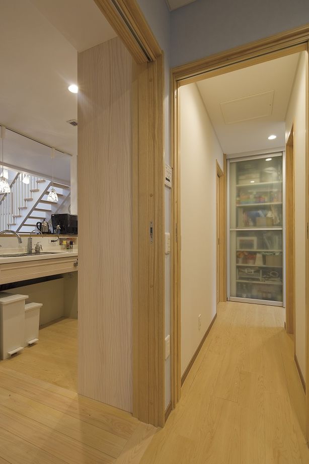 イソダ 【3000万円台/30坪台/間取り図あり】桧の床とソーラーサーキット工法で叶える身体に優しい住環境の建築実例画像6