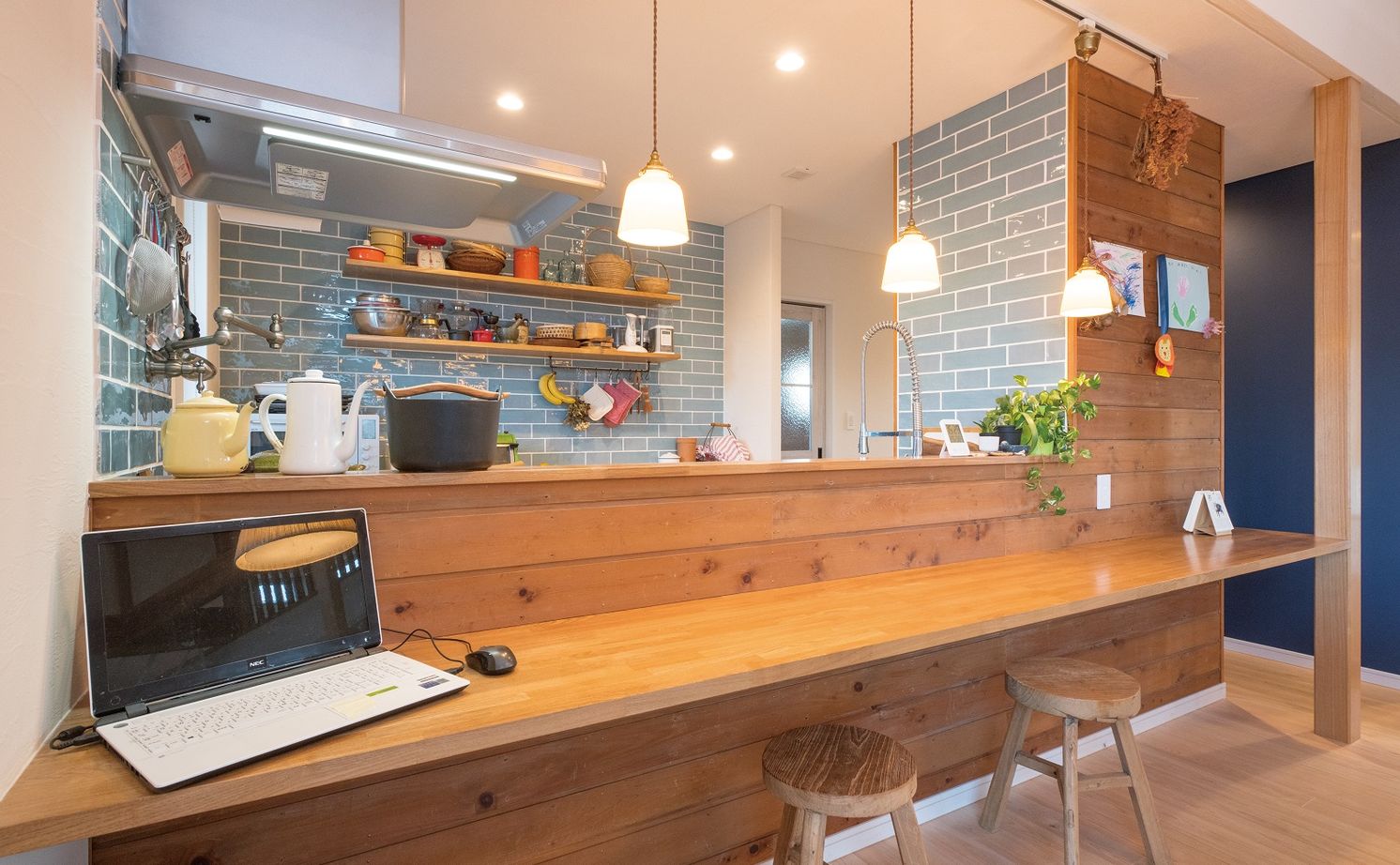 イソダ 【2000万円台/30坪台/間取り図あり/ソーラーサーキット】高性能住宅でおくる快適な日々の暮らしの建築実例画像3