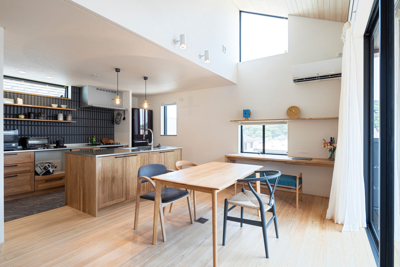 イソダ 【2000万円台／30坪台／シンプルモダン】細かなこだわりを叶え、デザイン性と機能性を両立させた住まいにの建築実例画像4