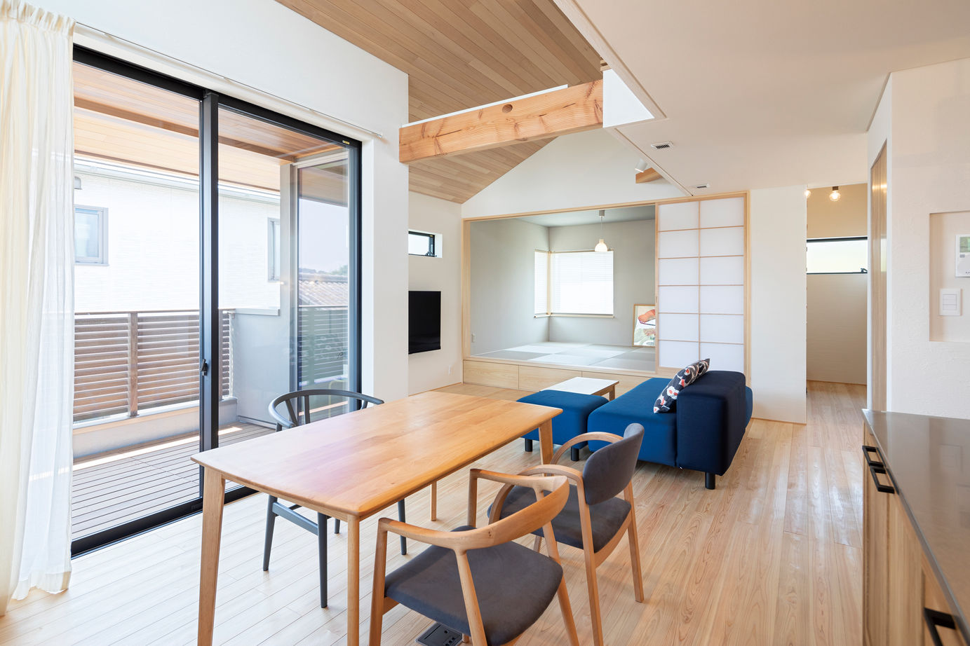 イソダ 【2000万円台／30坪台／シンプルモダン】細かなこだわりを叶え、デザイン性と機能性を両立させた住まいにの建築実例画像5