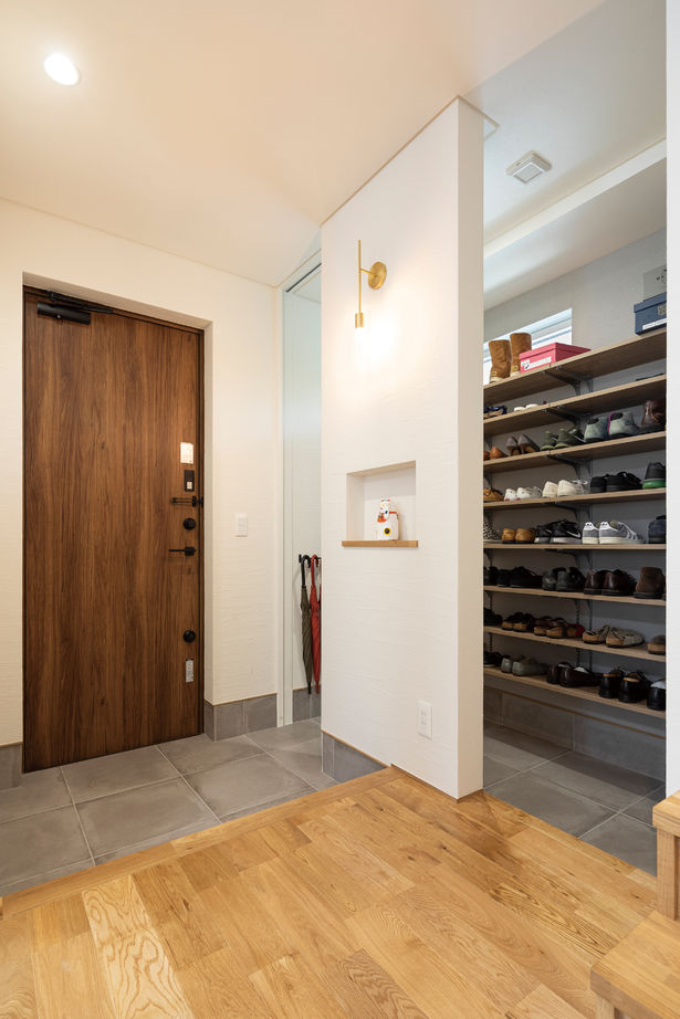 イソダ 【2000万円台／30坪台／シンプルモダン】細かなこだわりを叶え、デザイン性と機能性を両立させた住まいにの建築実例画像10