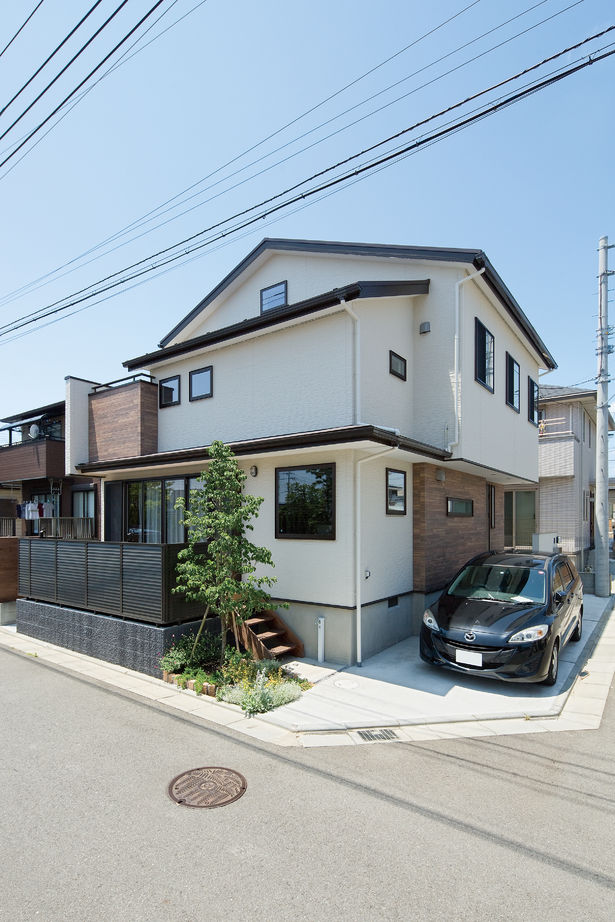 イソダ 【2000万円台/30坪台/吹き抜け/土地探し/湘南/間取り図有】海を楽しみたい。毎日の為の快適動線の建築実例画像3