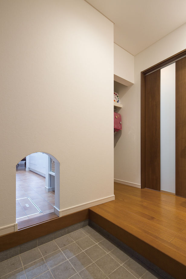 イソダ 【2000万円台/30坪台/吹き抜け/土地探し/湘南/間取り図有】海を楽しみたい。毎日の為の快適動線の建築実例画像8