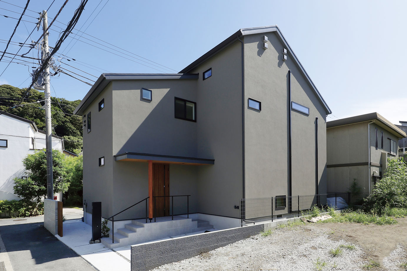 イソダ 【自然素材／間取り図有り／収納充実】吹き抜けが家族をつなぐ。収納充実でゆとりある住まいの建築実例画像3