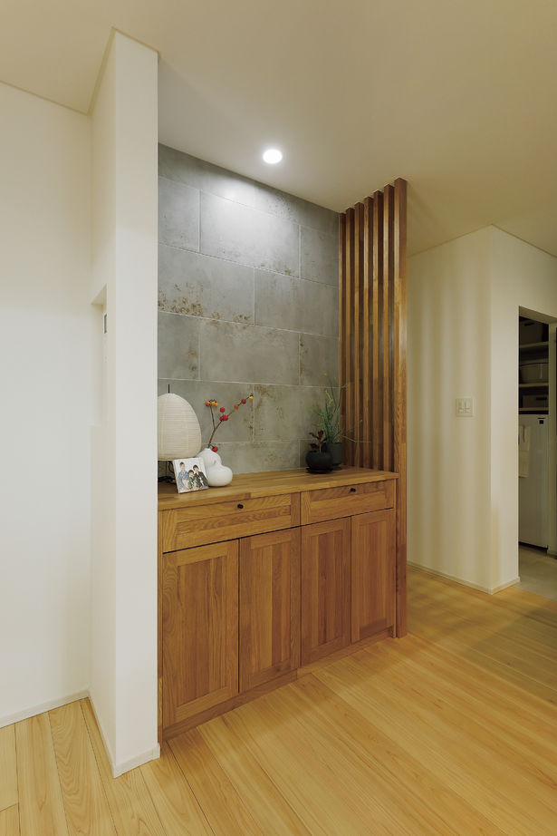 イソダ 【自然素材／間取り図有り／収納充実】吹き抜けが家族をつなぐ。収納充実でゆとりある住まいの建築実例画像5